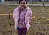Uczennica naszej szkoły, Lea Kolasa została mistrzynią powiatu w biegach przełajowych! 